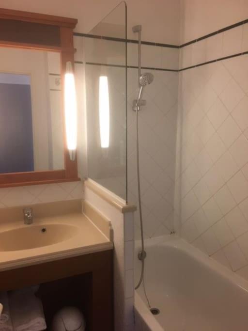 Apt T2 Calme Sur Golf, Piscine, Ocean 10 Min En Velo Лакано Екстер'єр фото